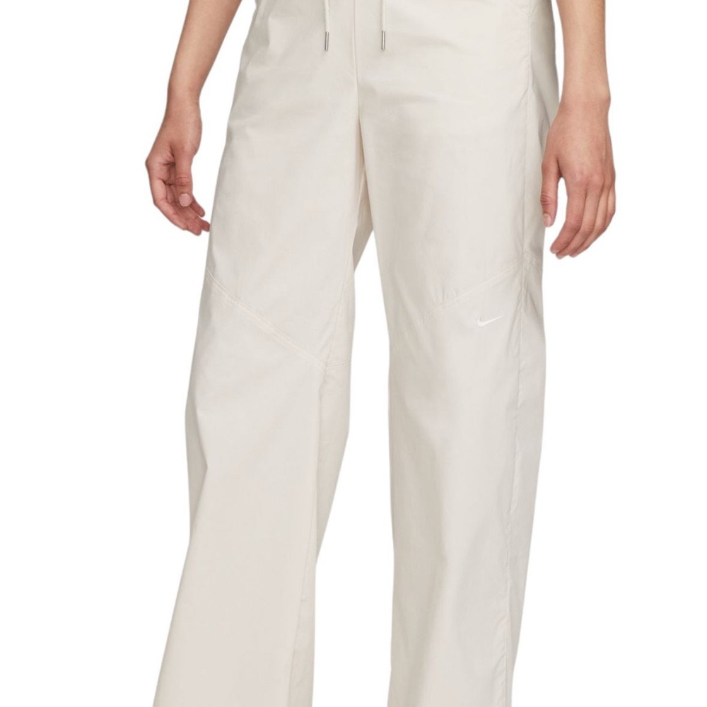 Nike Sportswear Essentials Woven High-Rise Pants Size XS